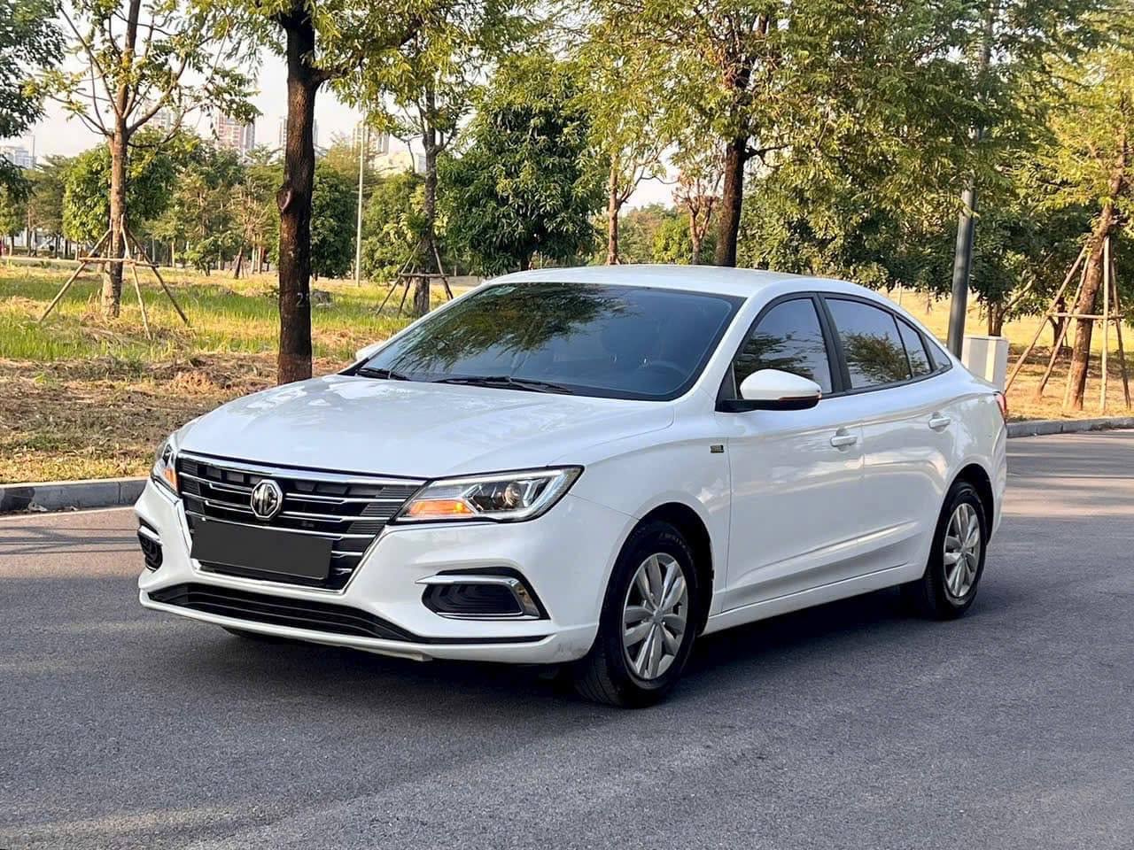 MG5 MT ngoại thất