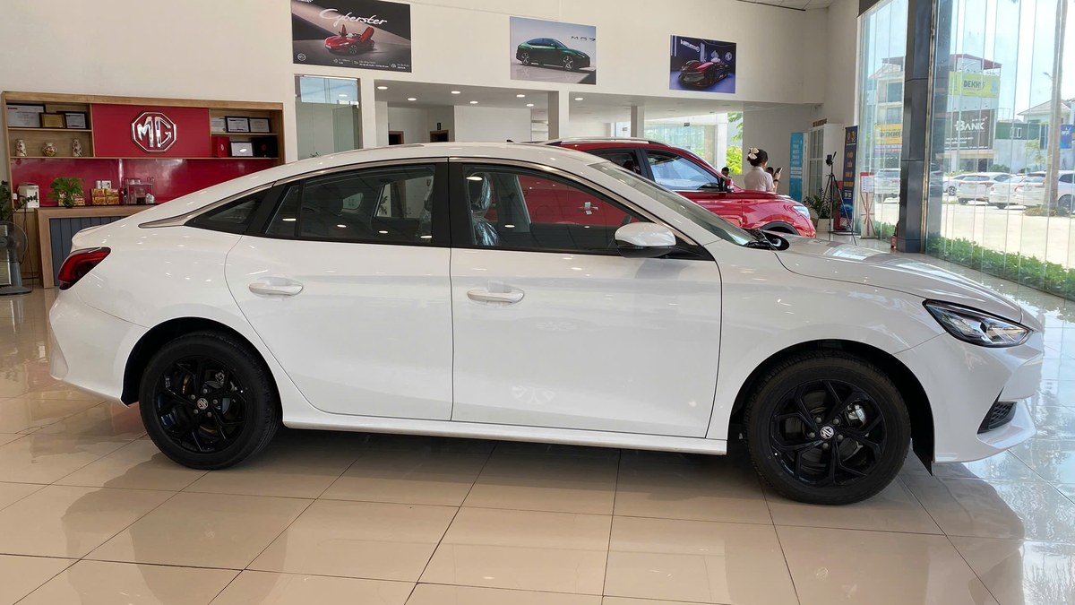 MG MG5 tại MG Vinh